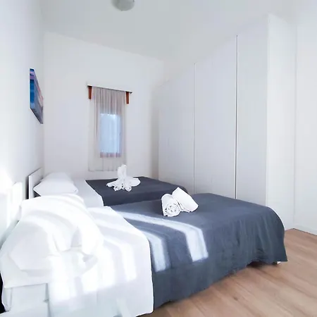 Ariston Superior Fronte Mare Apartment Lido di Jesolo
